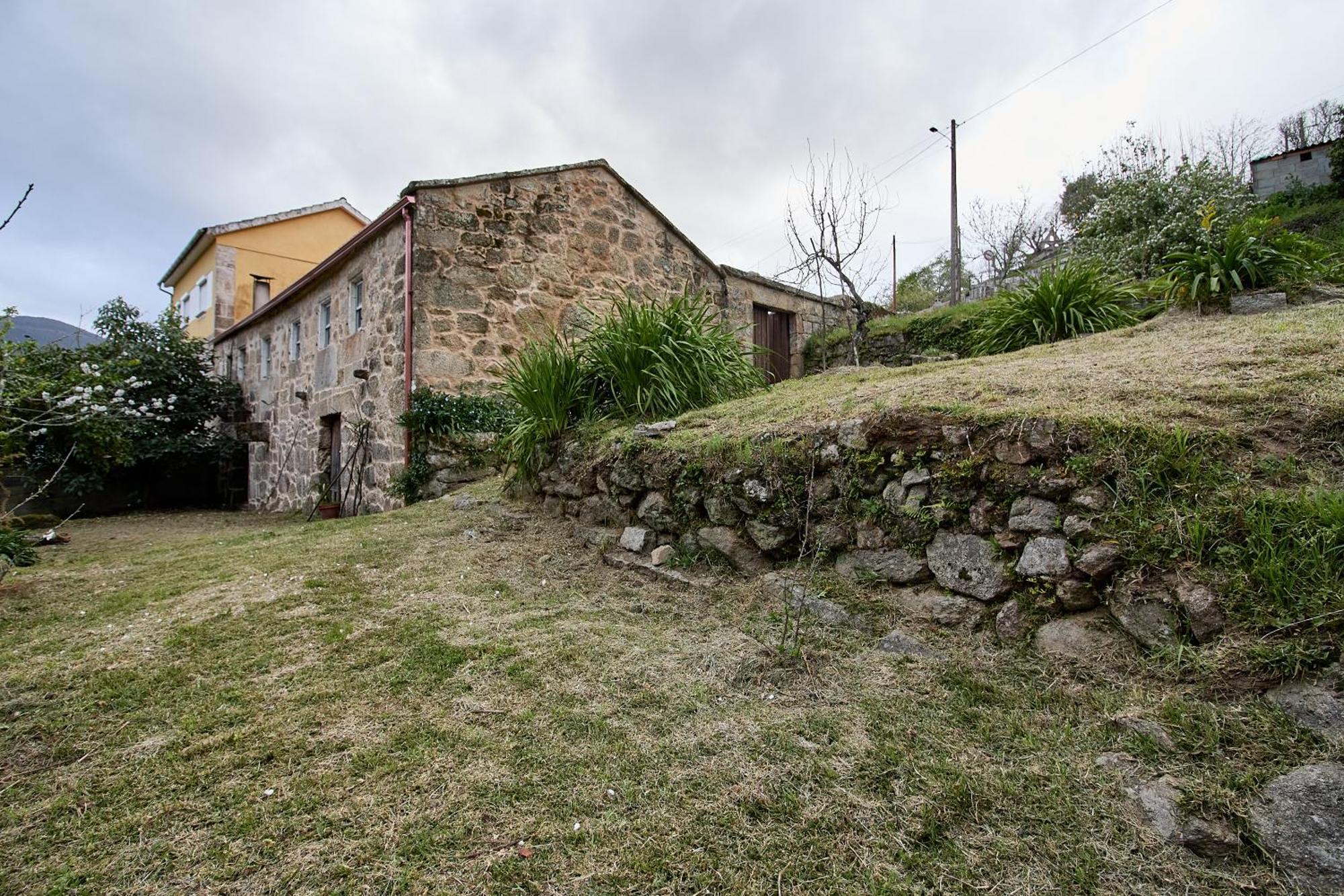 Villa Casa De Mila En Creciente Pontevedra Esterno foto